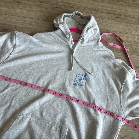 Harry’s house track list hoodie - Picture 5 of 5